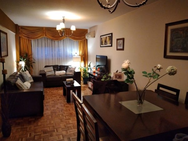 Excelente y Amplio Apto 2D, piso Alto, sbre Avda Italia ,Orient.Norte